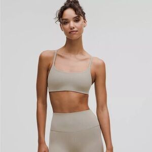 Lululemon wunder train strappy bra